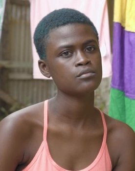 Petrouchka OSSIGA as La maman des handicapés
