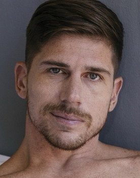 Derek Spears