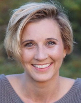 Sara Rashelle as Dinah Adams