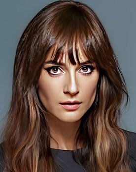 Sedef Avci as Esra