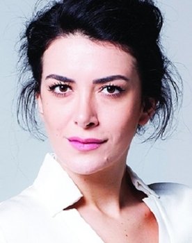Elit Andaç Çam as Meral