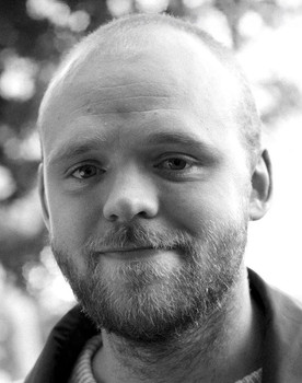 Torjus Tveiten as Herman