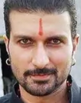 Siddharth Vasudev as Samar Singh