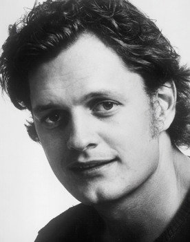 Harry Chapin as Lillie's Ex-Husband