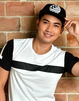 Daniel Dasalla Bato as Camp Big Falcon / EDF / Boazan
