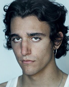 Tamino as Generaal Llorente
