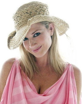 Kelly Roland Warren