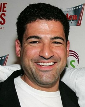 Michael Deeg as Alfonse