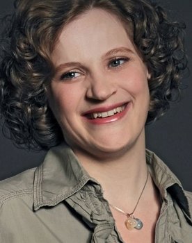 Nóra Diána Takács