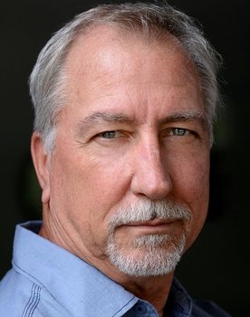 Bill Southworth as Handsome Older Man