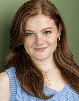 Shannon Lane as Carol