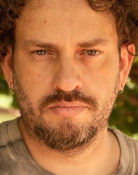 Marcelo Maia as Homem