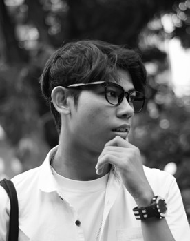Farhan Kurniawan as El