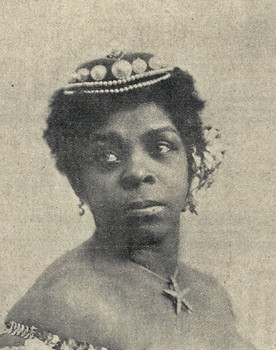 Arabella Fields as Mabrouka