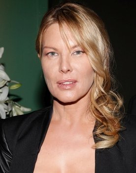 Deborah Kara Unger as Dahlia Gillespie