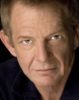 Darrell Larson as Doctor