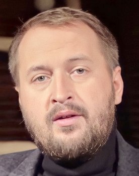 Nikolay Solodnikov as 