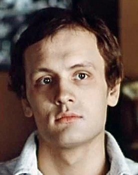 Vladimir Salnikov as Igor