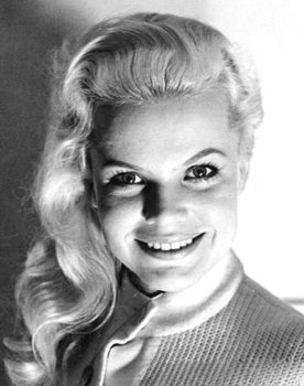 Chris Van Loosen as Gerda Siebert