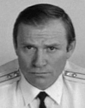 Nikolay Muravyev as майор милиции