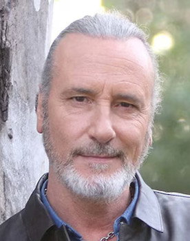 Manuel Wirzt as