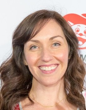Carrie Keranen as (voice) (as Evelyn Lantto)