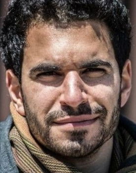 Yuval Orr as Narrator