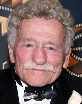 Isidore Mankofsky as Self