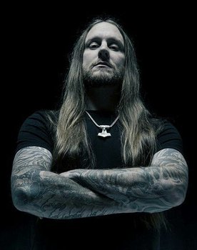 Amon Amarth: The Pursuit of Vikings: 25 Years In The Eye of the Storm