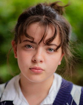 Aurora Iler as Young Alice