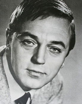 Anatoliy Romashin as 