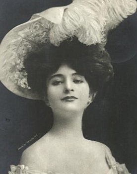 Eulalie Jensen as Mrs. Graves