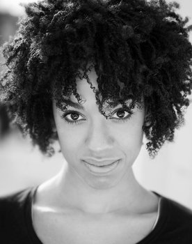 Pearl Mackie Photo