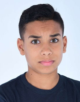 Ryan Rodrigues as Miguel Lopes