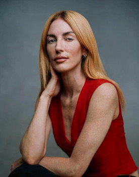 Jessica Huras as Bar Girl