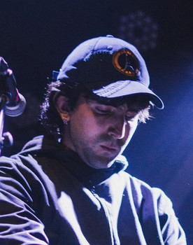 Martín Díaz as Self