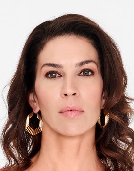 Electra Nikolouzou