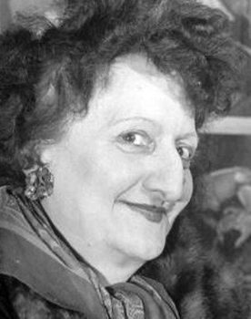 Renée Gardès as Old drunkard