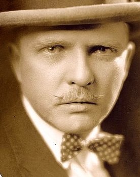 William Bailey as Hugo Van Ostrum