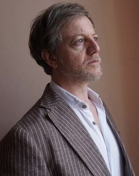 Mario Zinno as Alfredo
