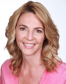 Kym Starks as Brenda