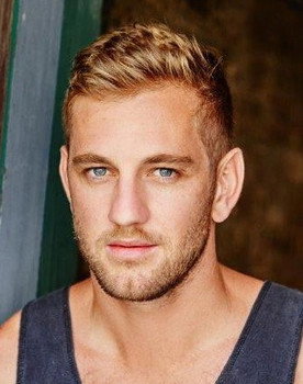 Dylan Hare as Lachie Hooper