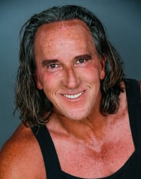 Cody Cowell as Sean Reagan