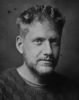 Philippe Léonard as Projectionist