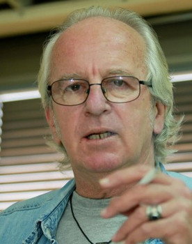 Natan Zahavi as Base Commander