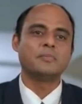 Prithvi Zutshi as Kamaal Khan