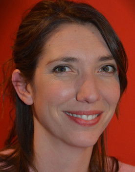 Zoé Bruneau as Ivitch