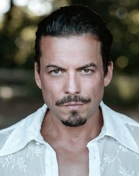 Roman Boeer de Garcez as Kuben Usman