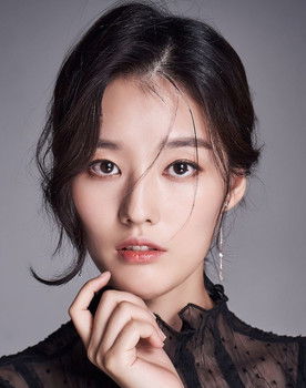 Seo Eun-seo as Religious Fanatic 19
