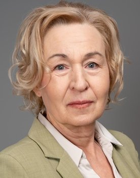 Татьяна Михалина as старушка